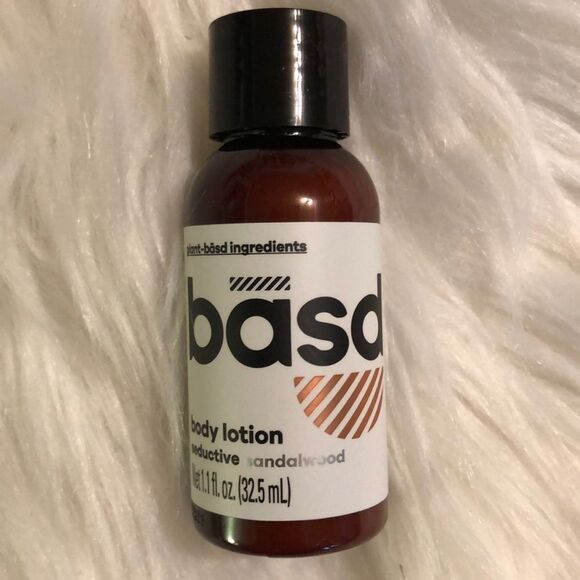 BASD Body Lotion in Seductive Sandalwood Sample Sample Size New - Picture 2 of 6